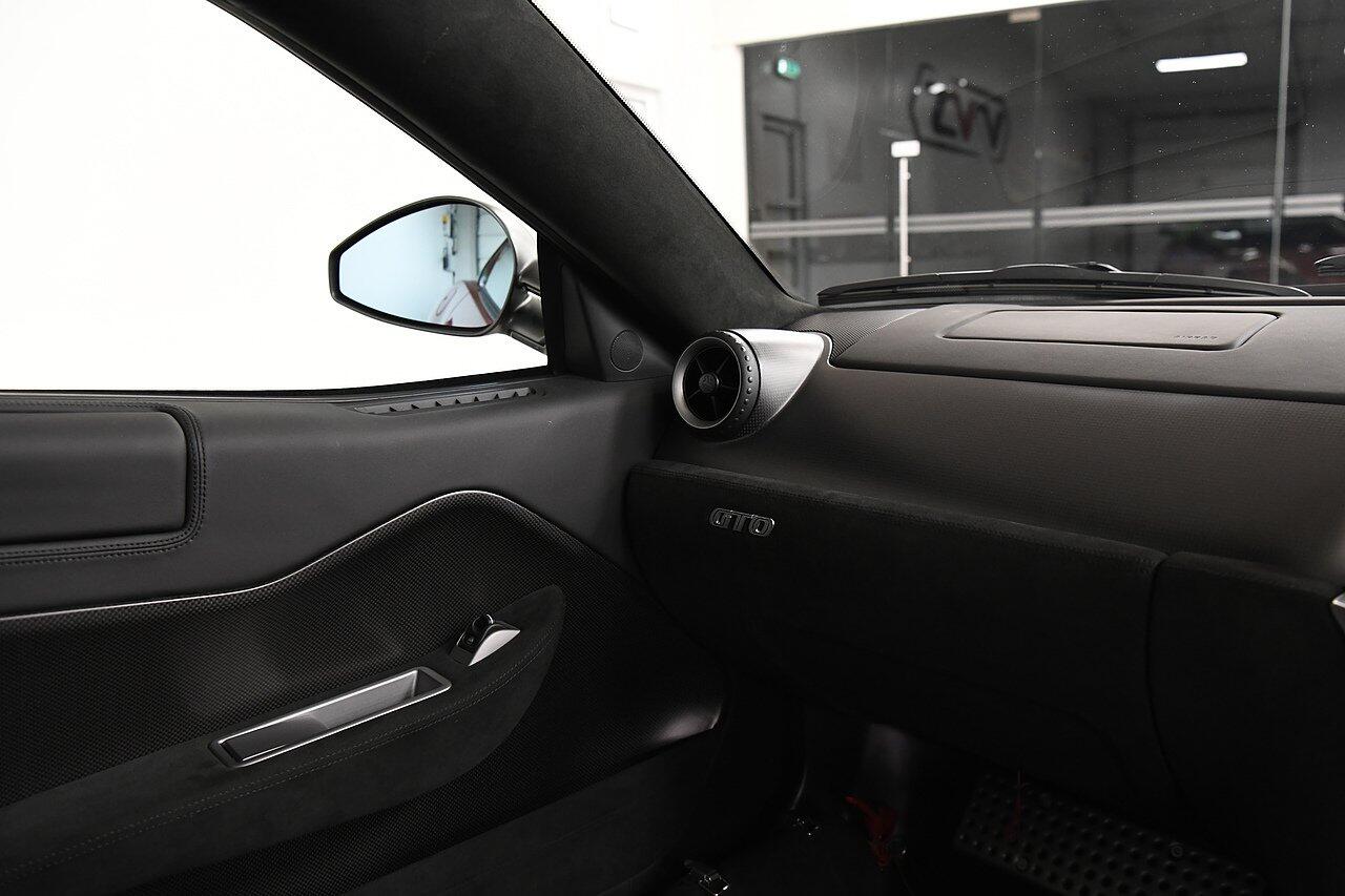 Ferrari 599 view 14
