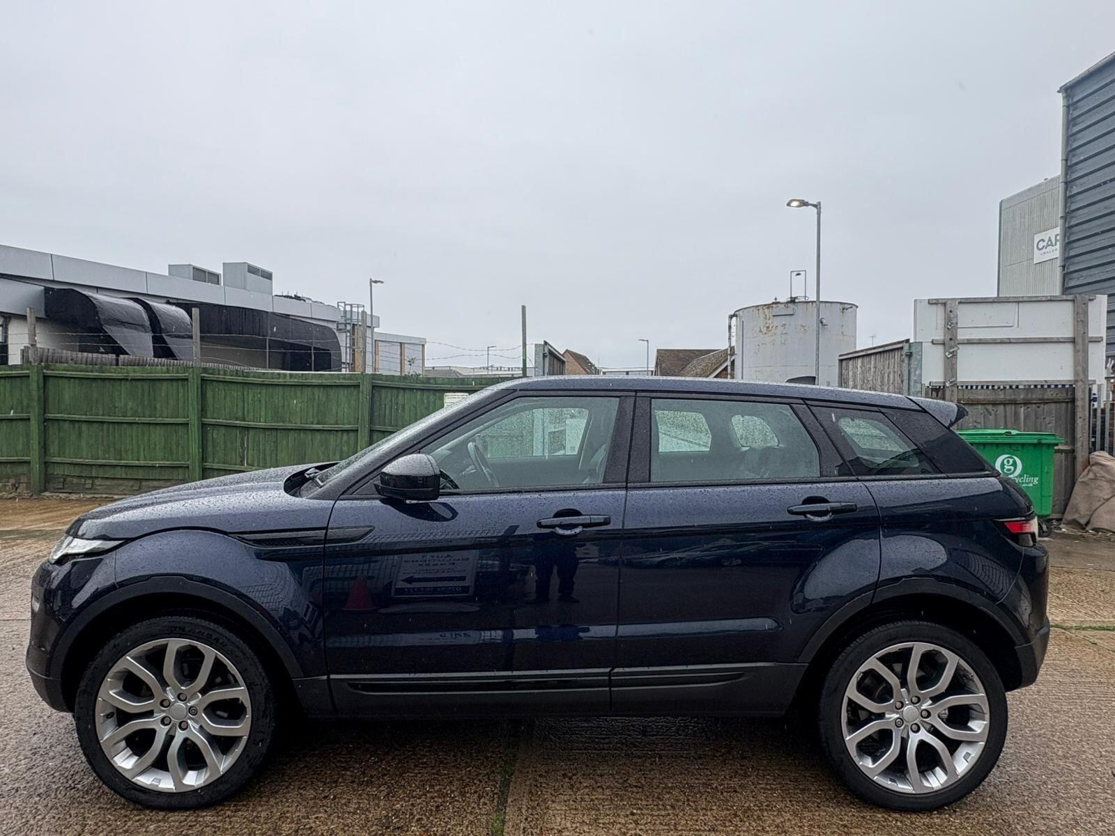 Land Rover Range Rover Evoque view 6