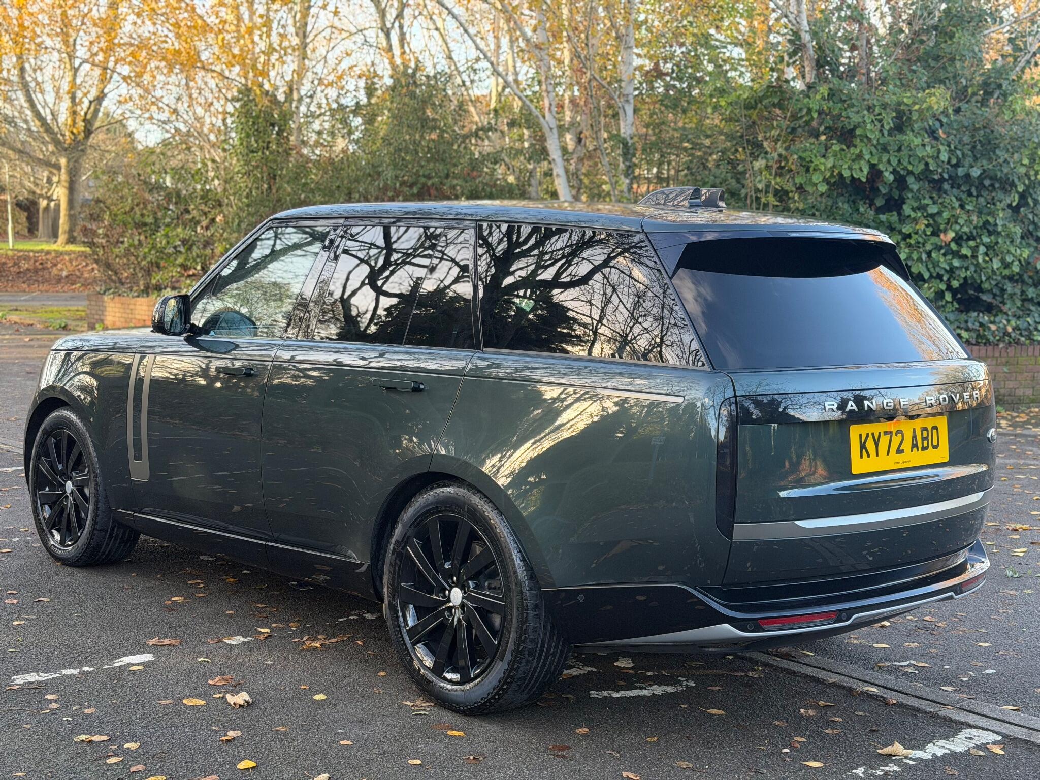 Land Rover Range Rover view 5