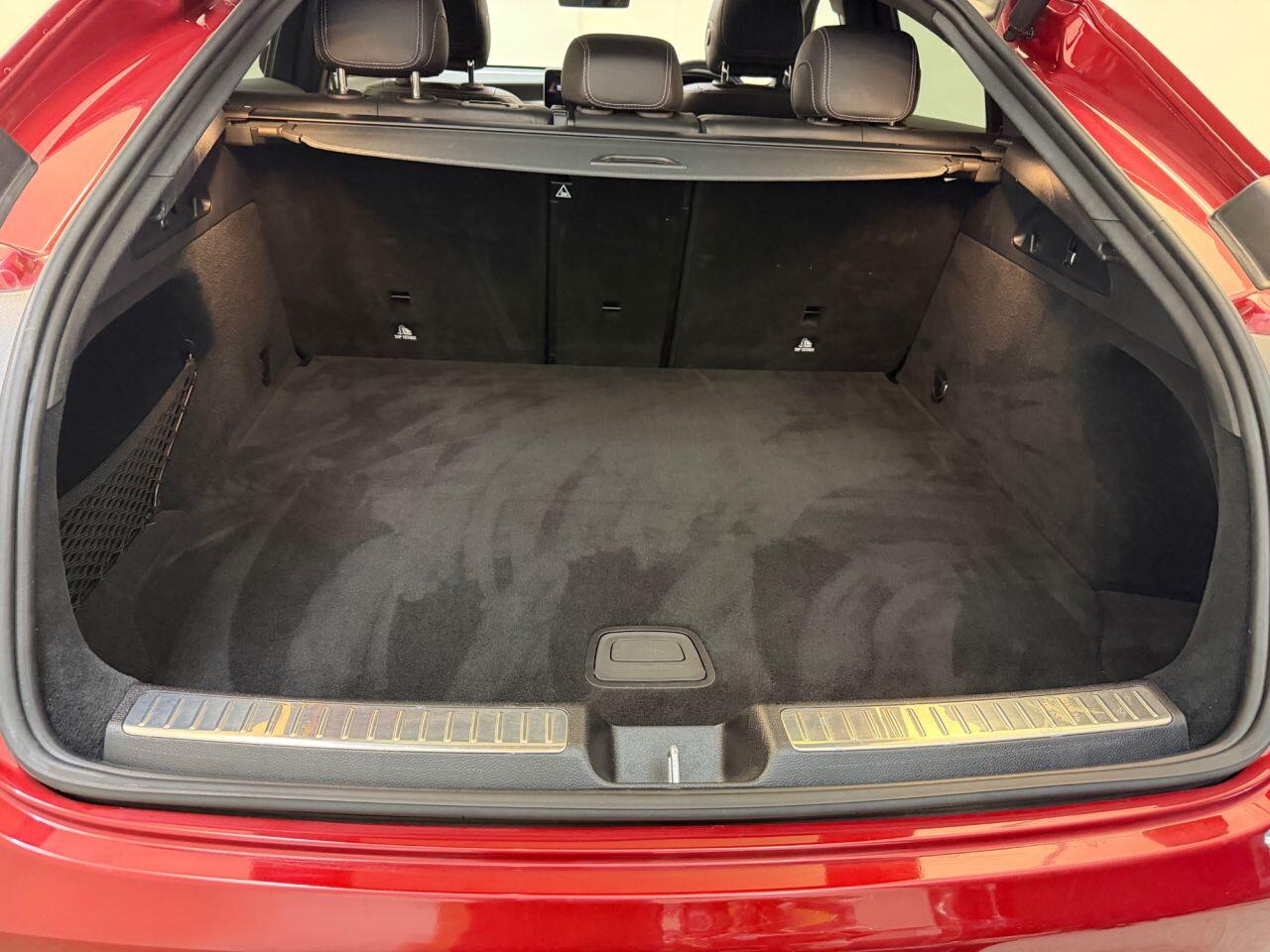 Mercedes-Benz GLC view 29