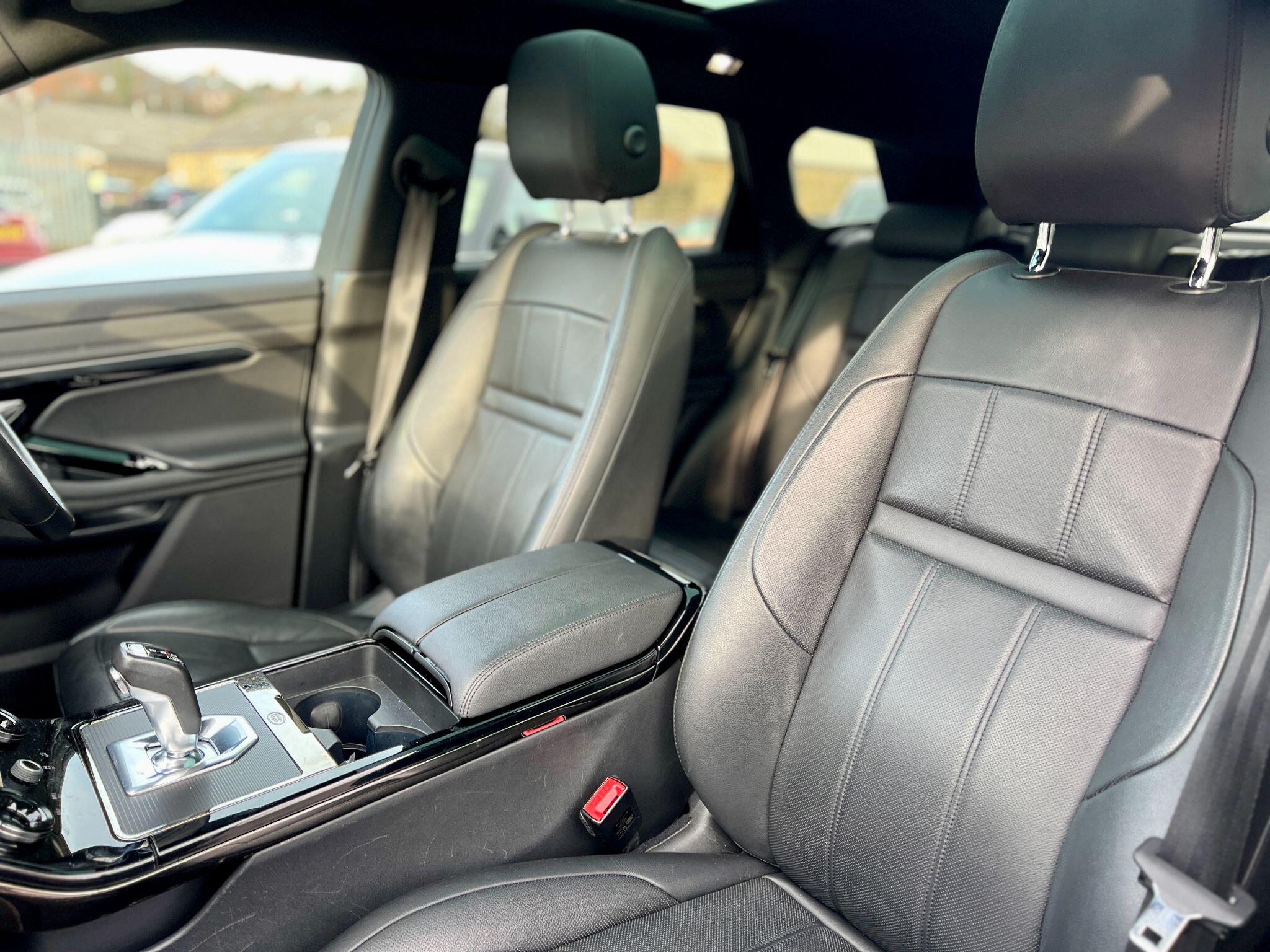Land Rover Range Rover Evoque view 36