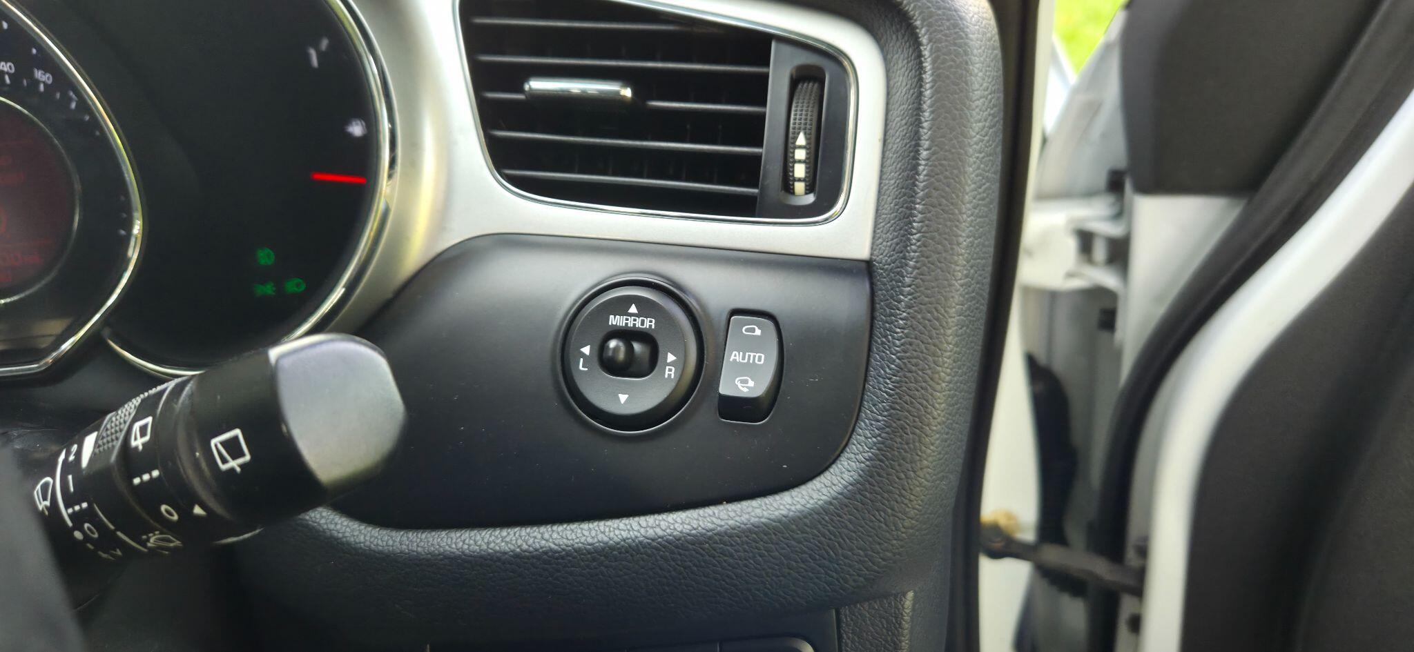 Kia Ceed view 17