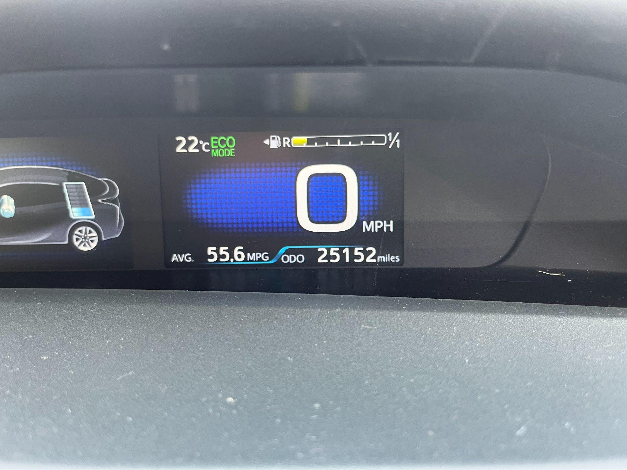 Toyota Prius view 27