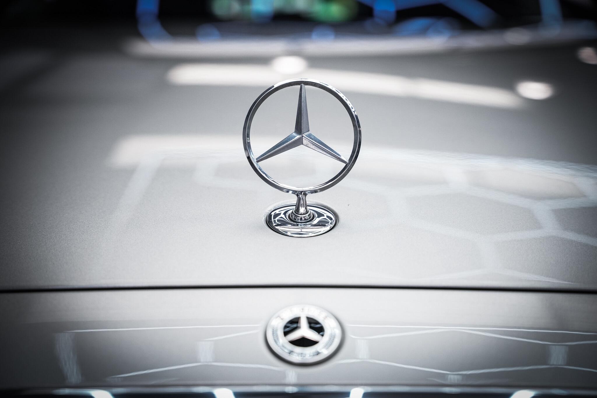 Mercedes-Benz S-Class view 39