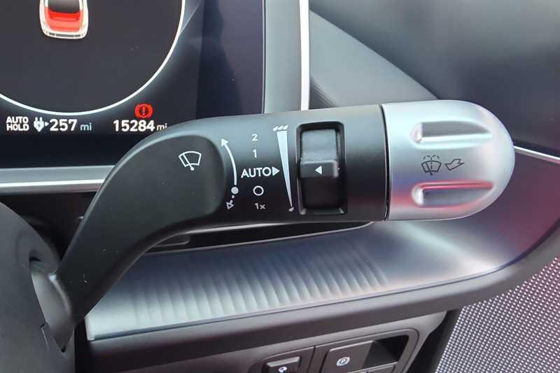 Hyundai Ioniq 6 view 34