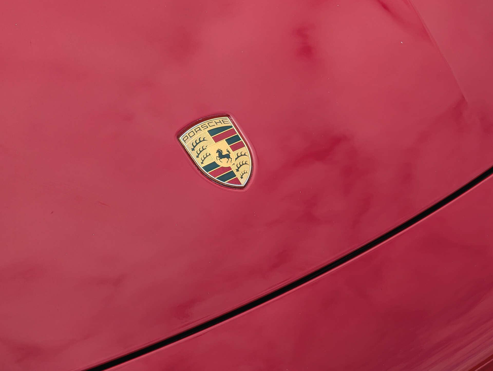 Porsche Taycan view 10