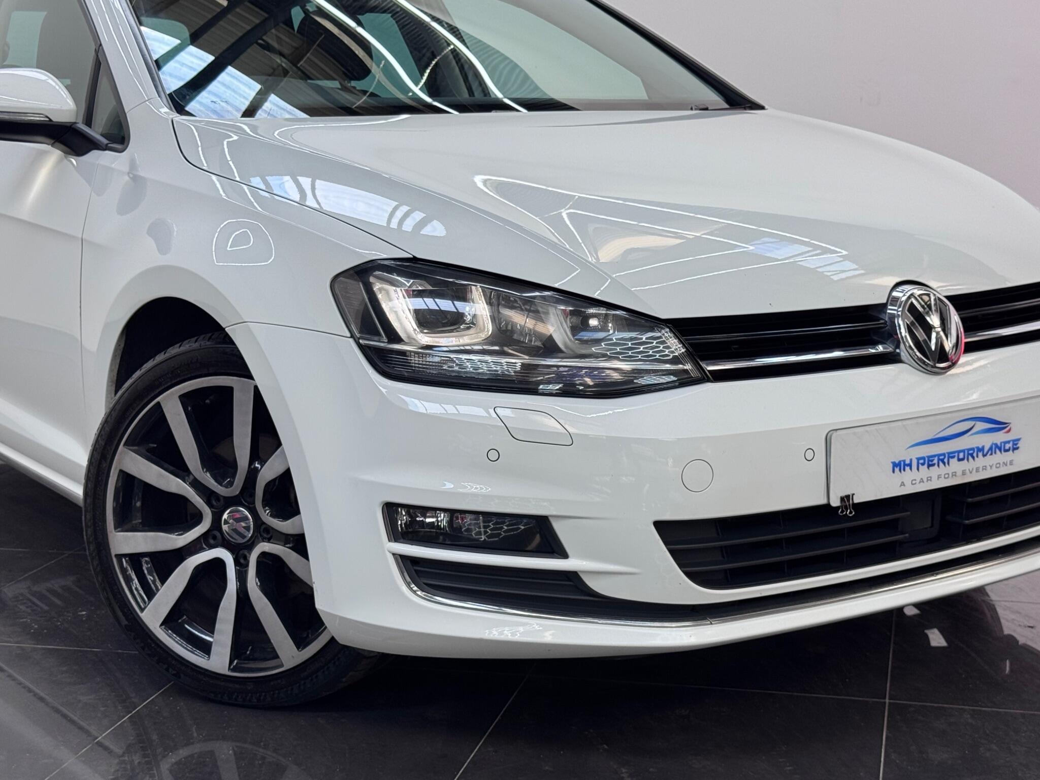 Volkswagen Golf view 10