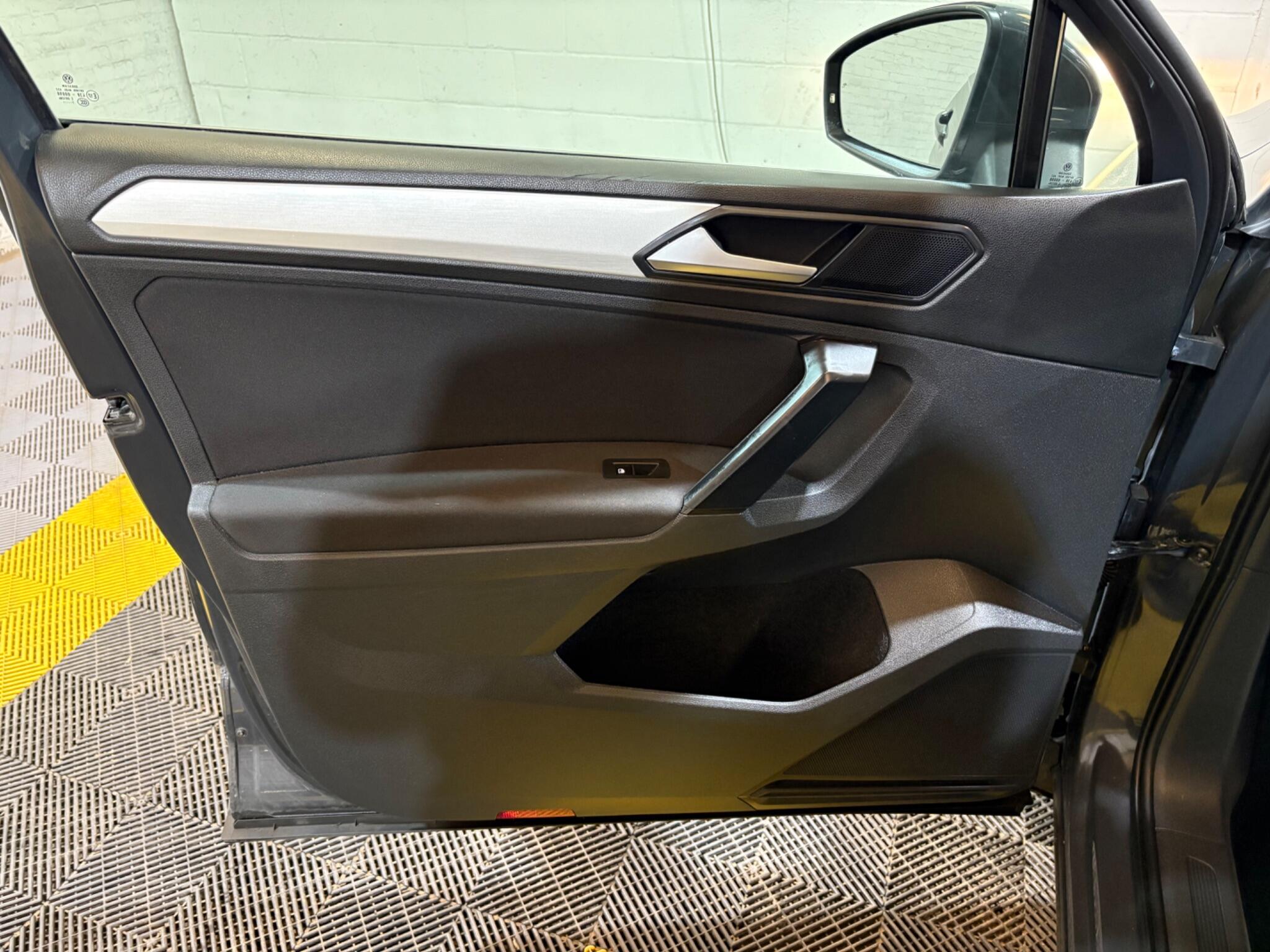 Volkswagen Tiguan view 70