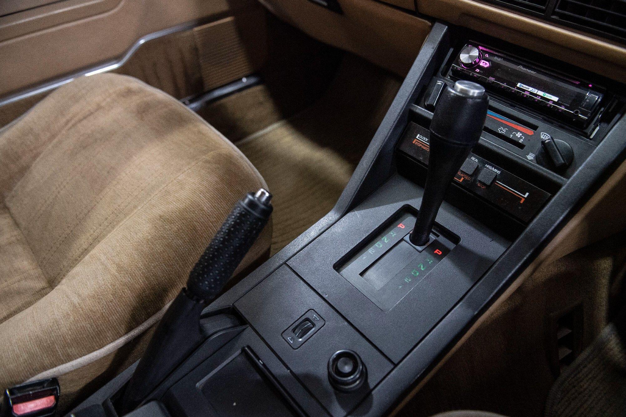 Rover 1982 Rover view 22