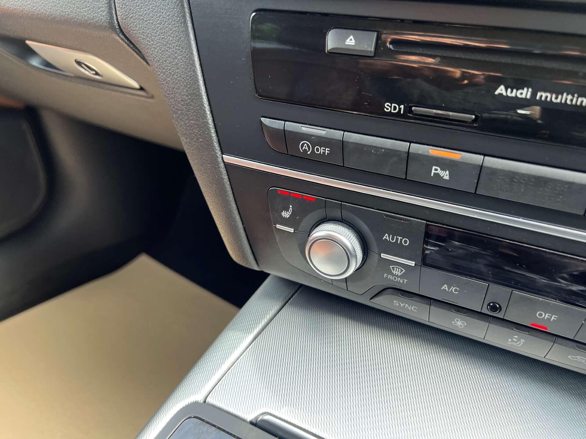 Audi A6 view 35