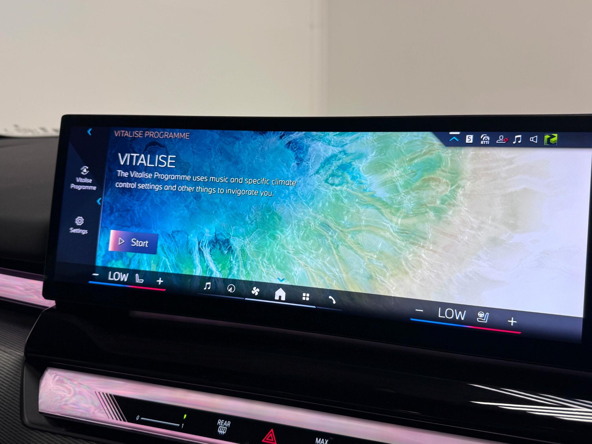 BMW 5 Series view 45