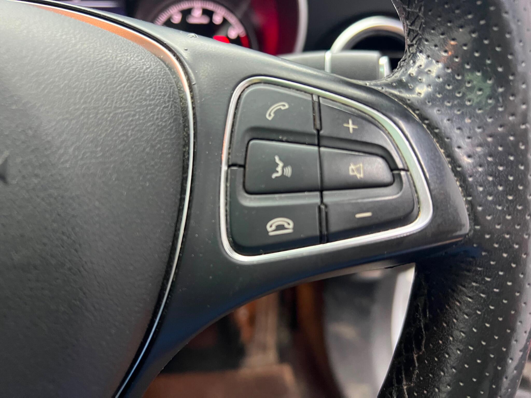 Mercedes-Benz C Class view 10
