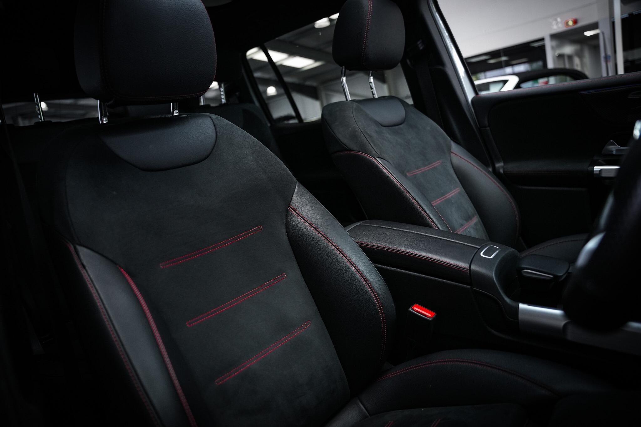 Mercedes-Benz GLB view 18