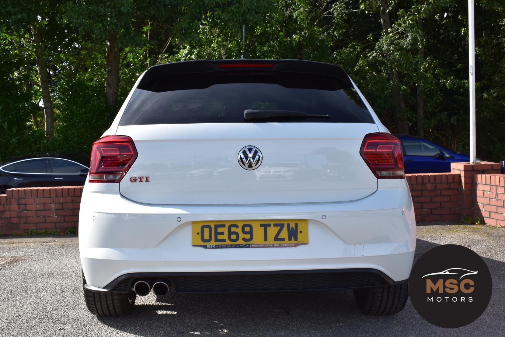 Volkswagen Polo view 16