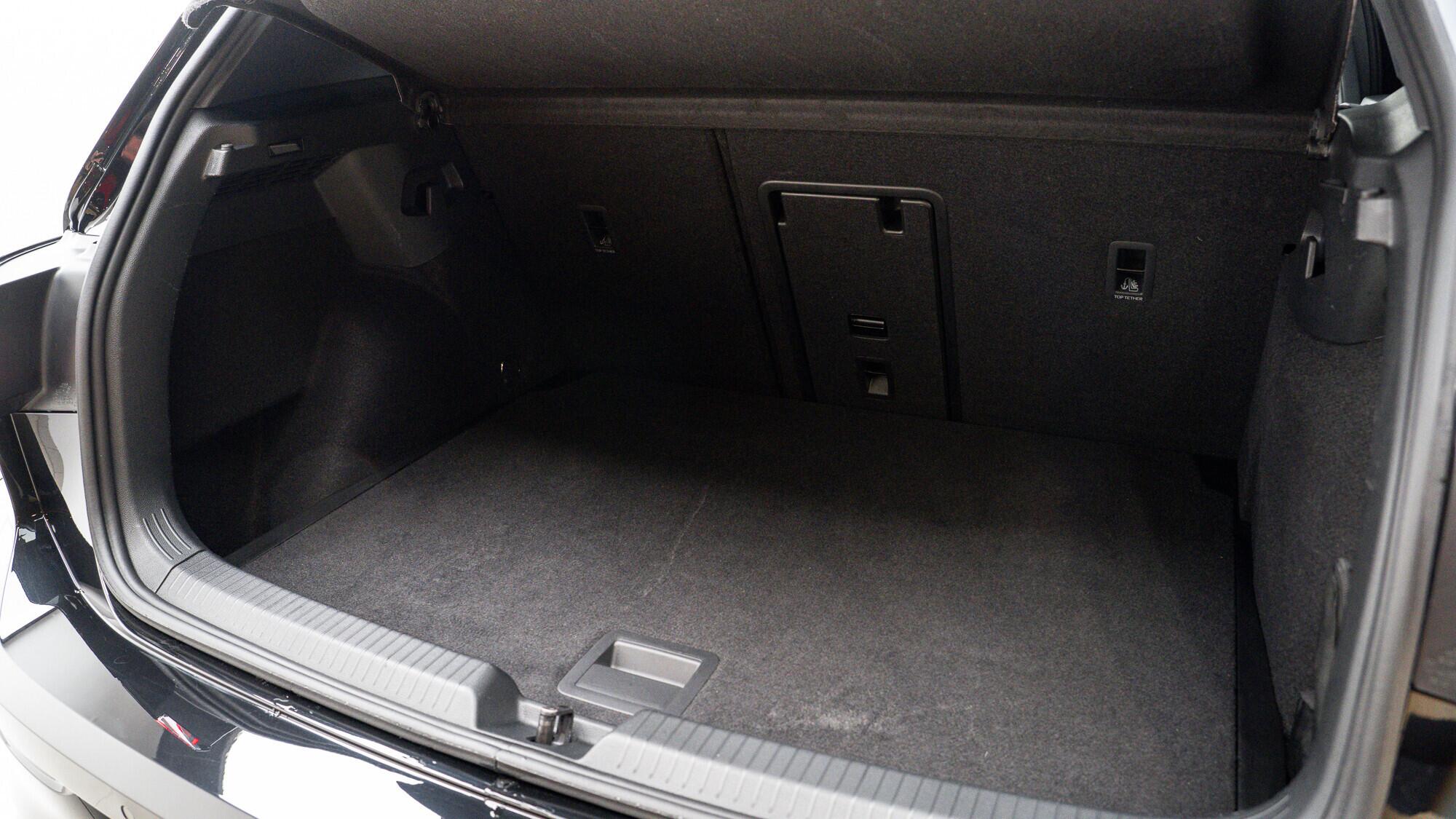 Volkswagen Golf view 46