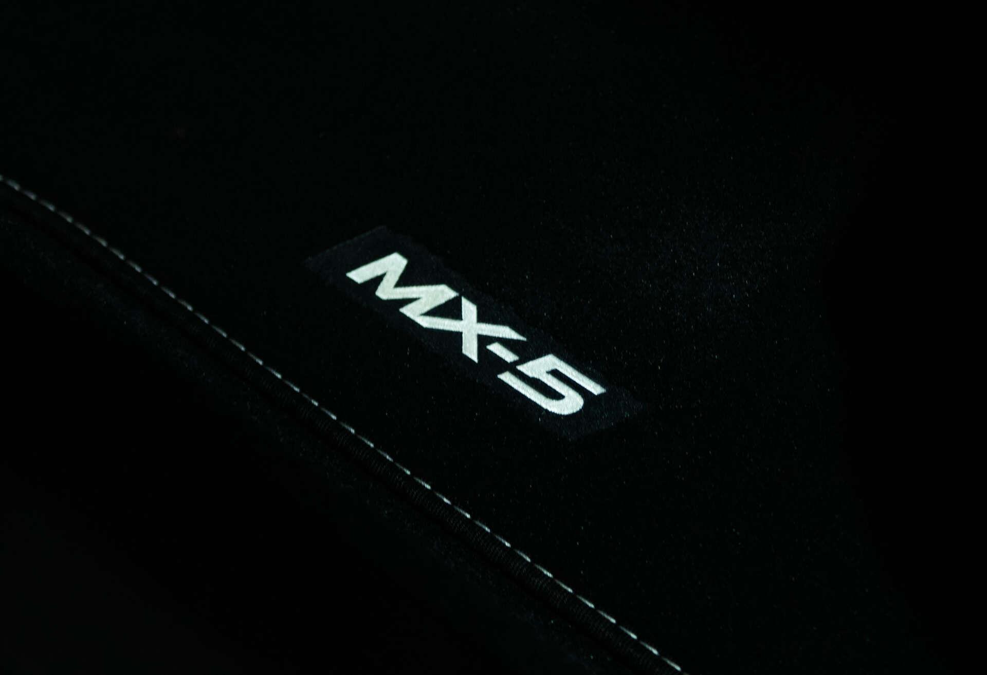 Mazda MX-5 view 16