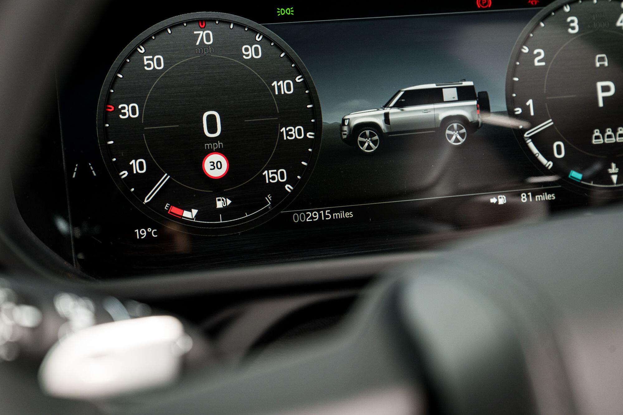 Land Rover Defender 90 view 48