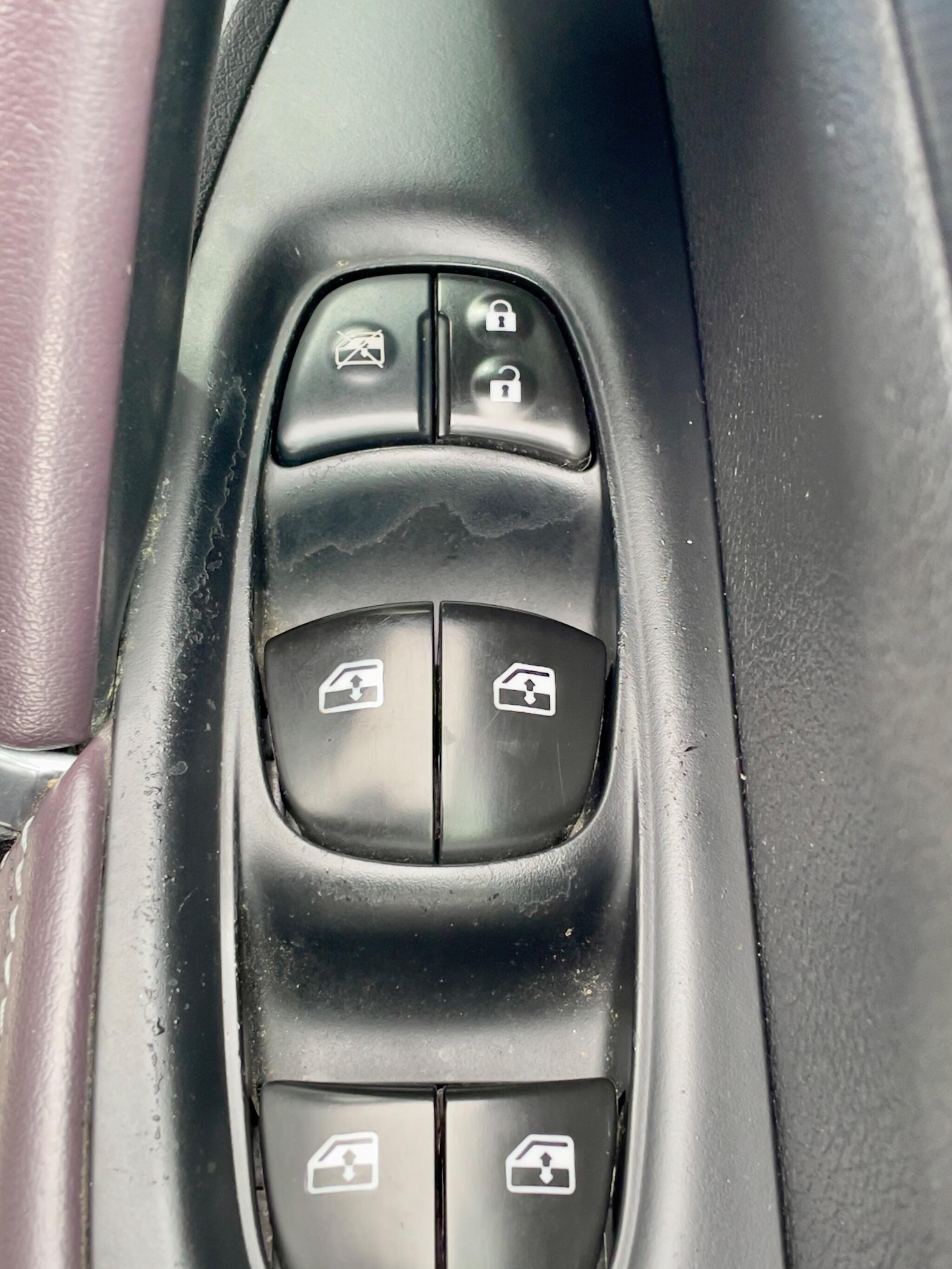 Nissan Qashqai view 32