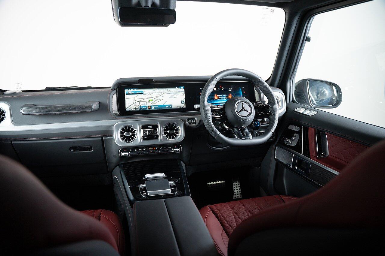 Mercedes-Benz G-Class view 19