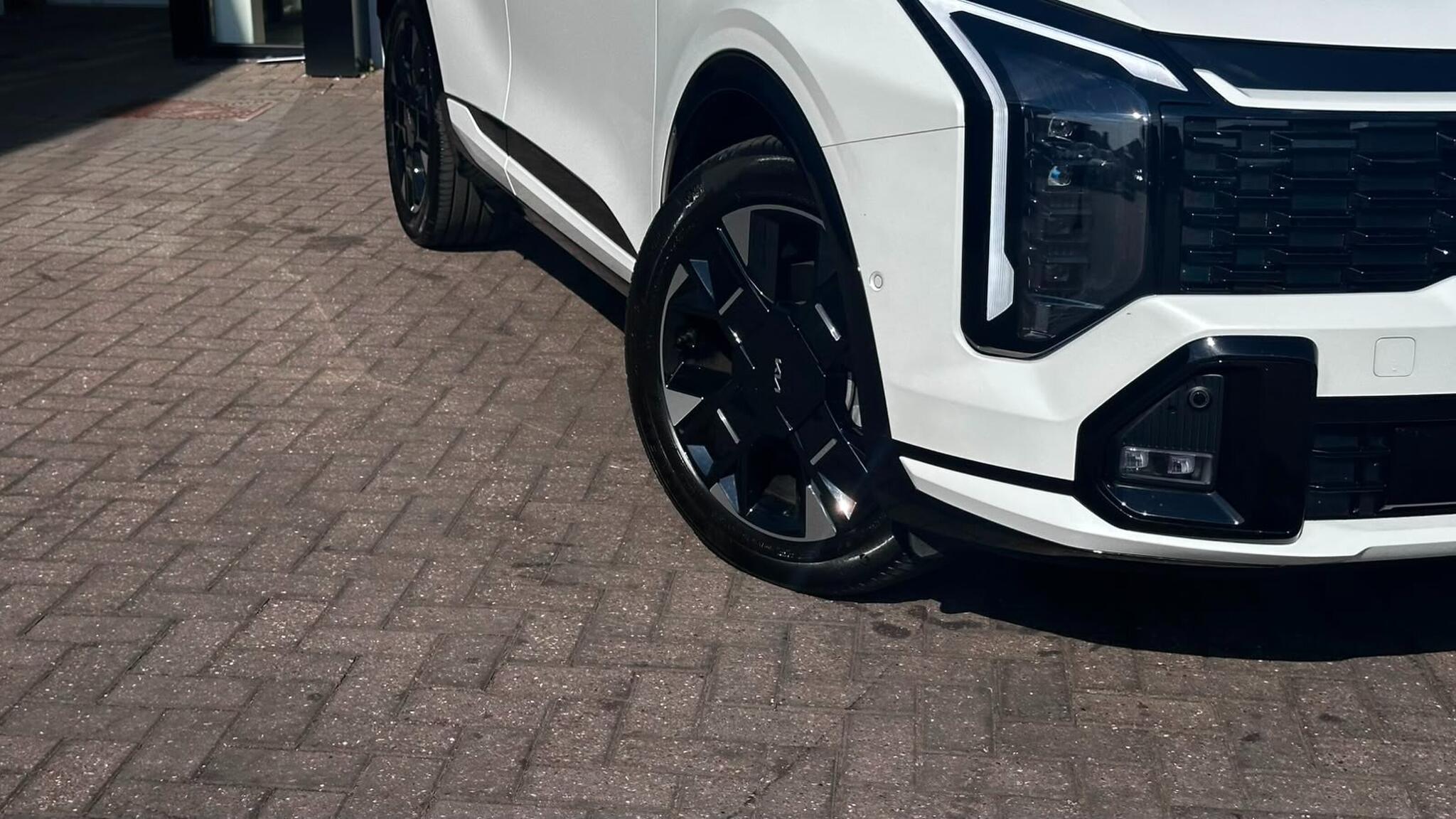 Kia Sportage view 3