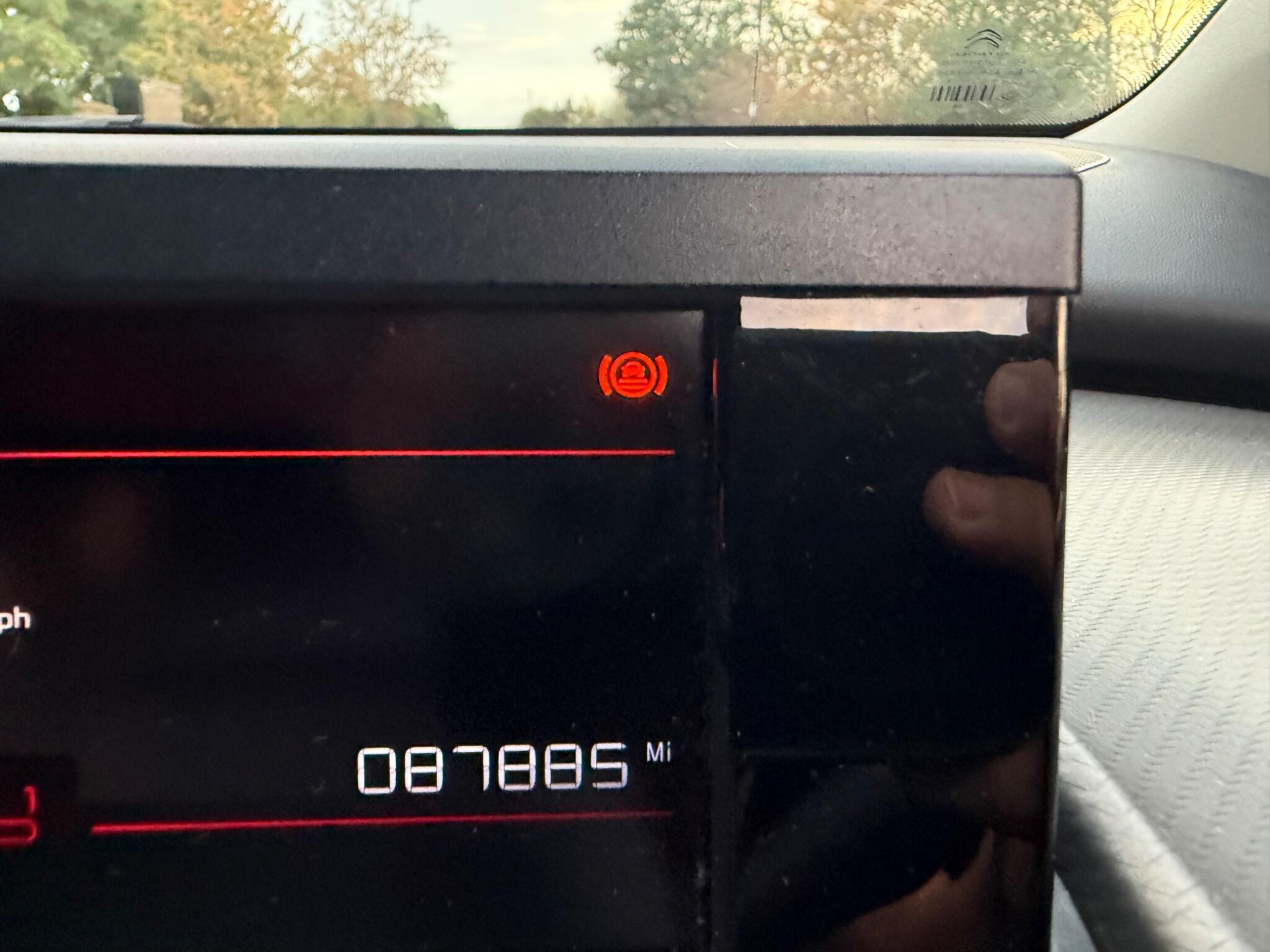 Citroen C4 Cactus view 85