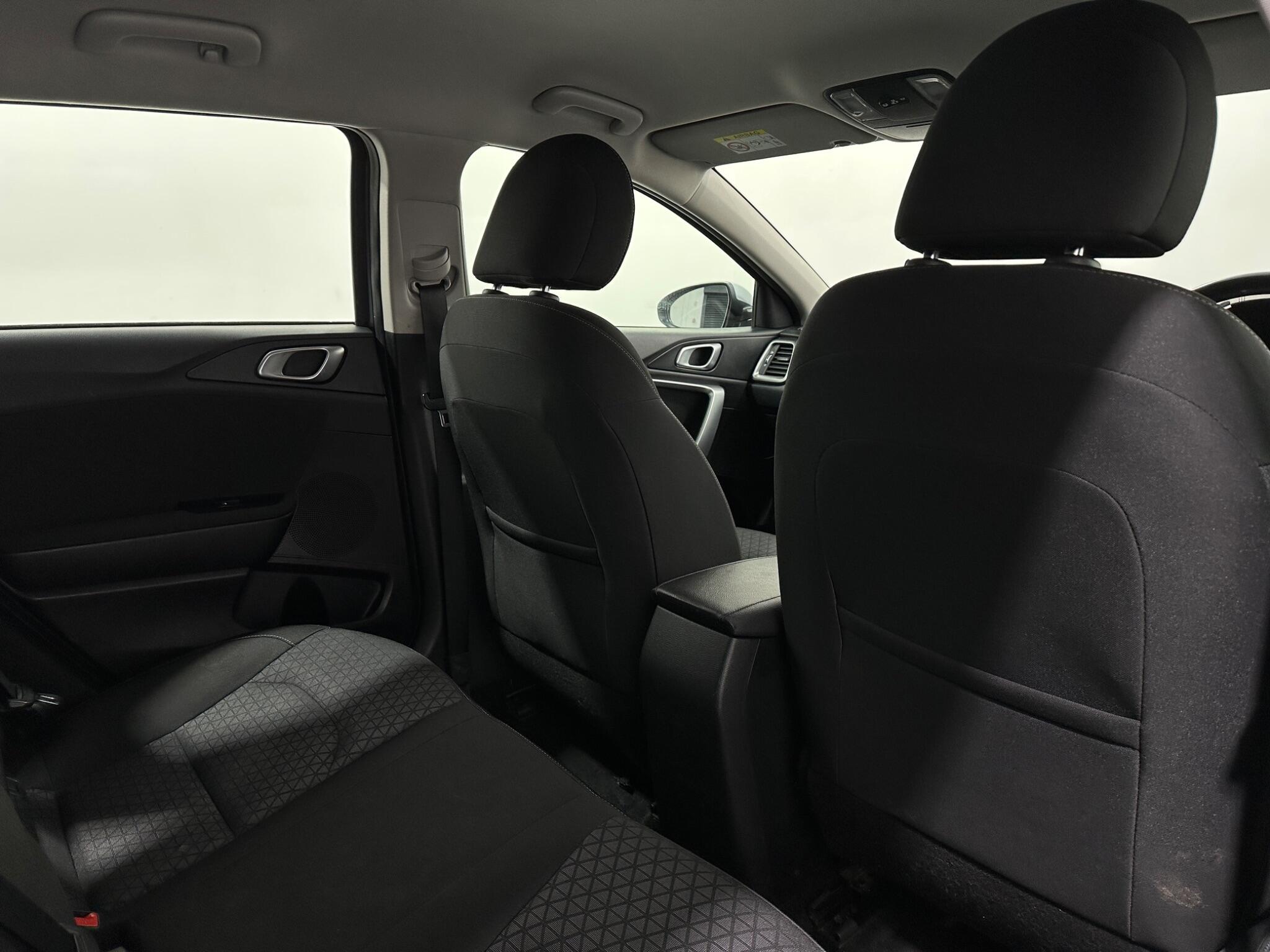 Kia Ceed view 40
