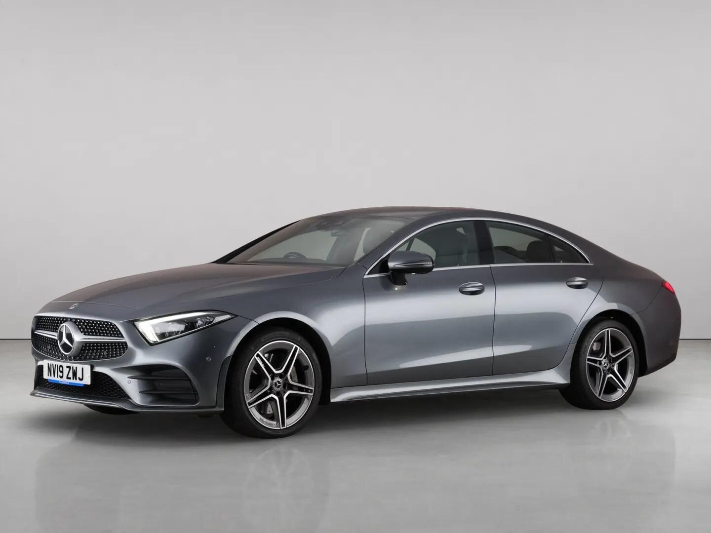 Mercedes-Benz CLS view 2