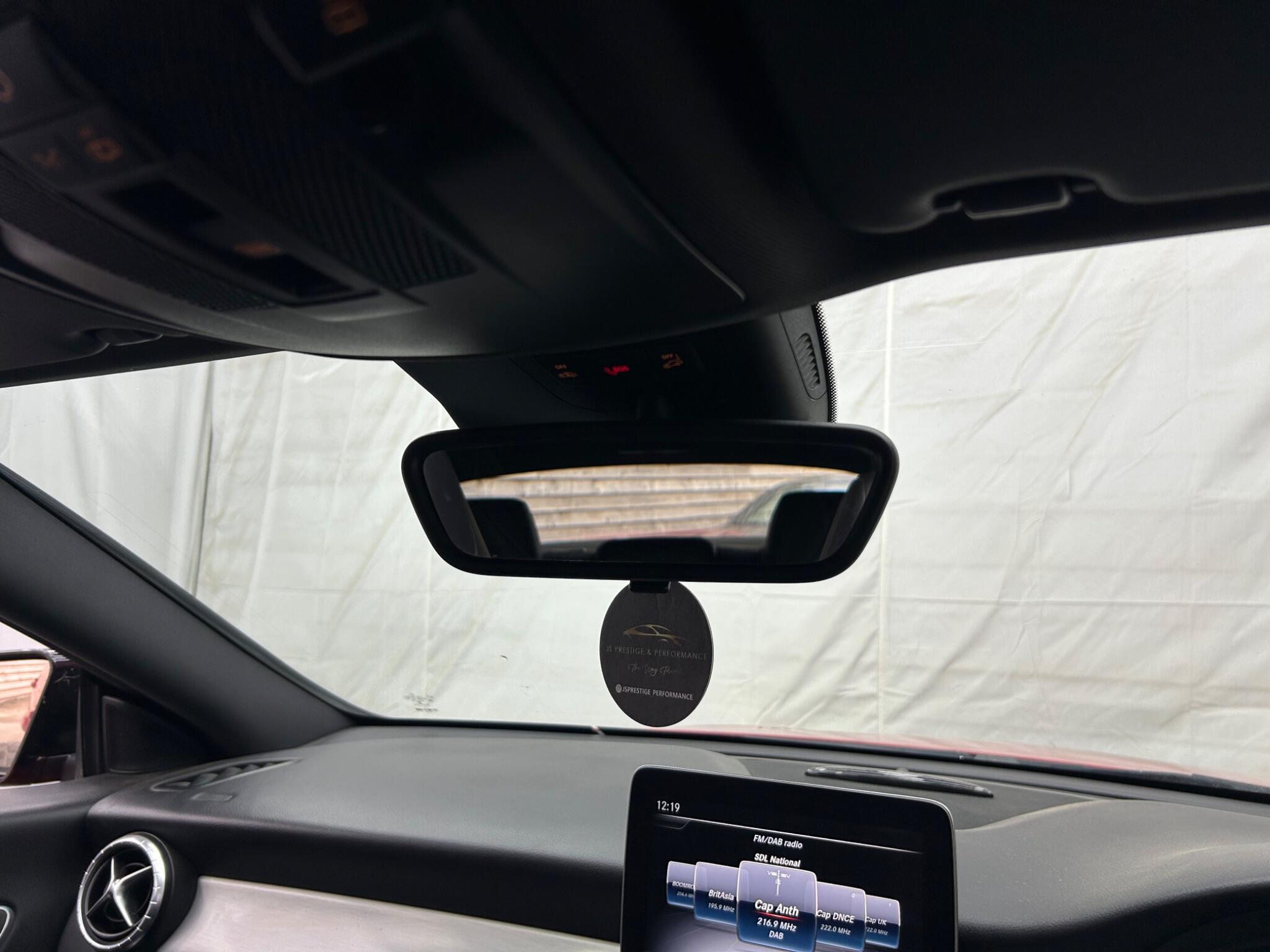 Mercedes-Benz Cla view 47