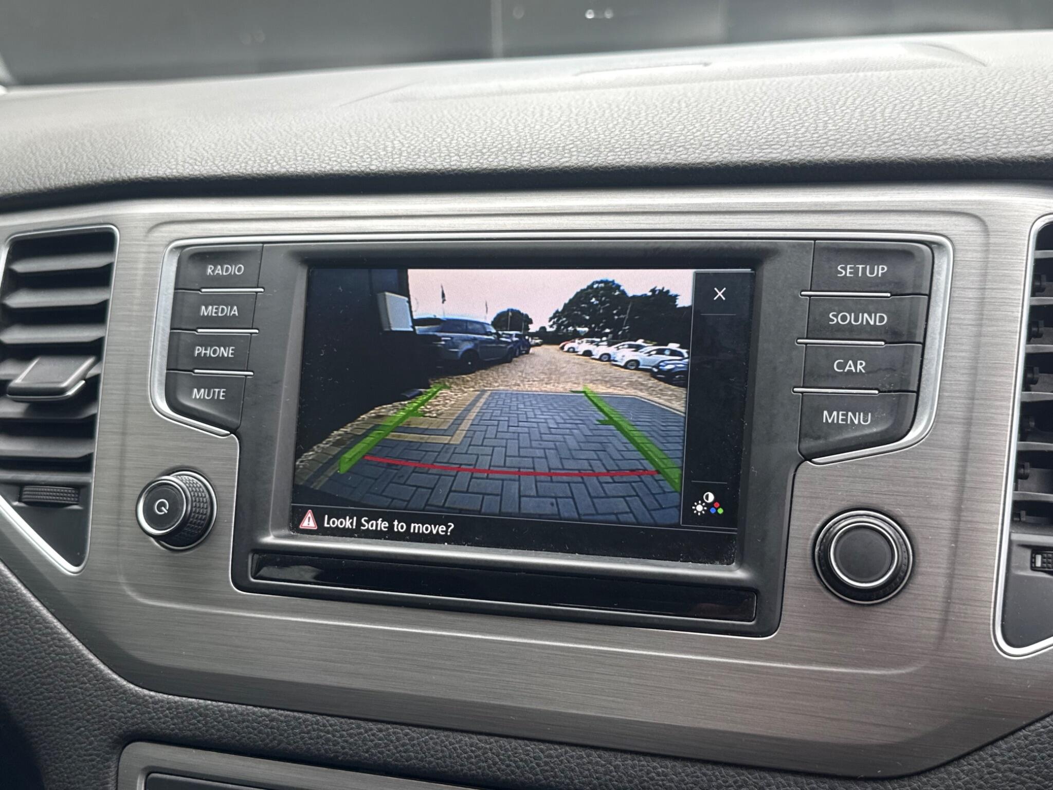 Volkswagen Golf Sportsvan view 26