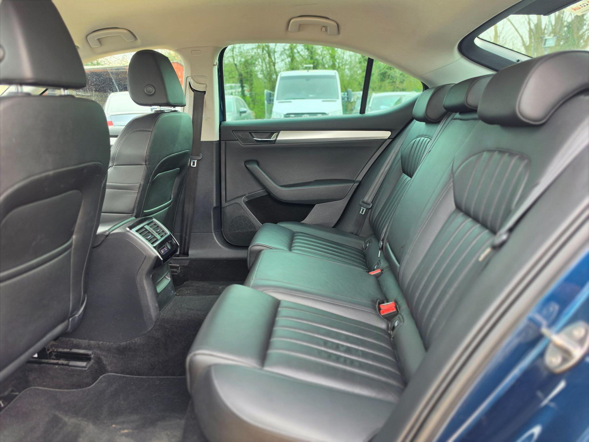 Skoda Superb view 10