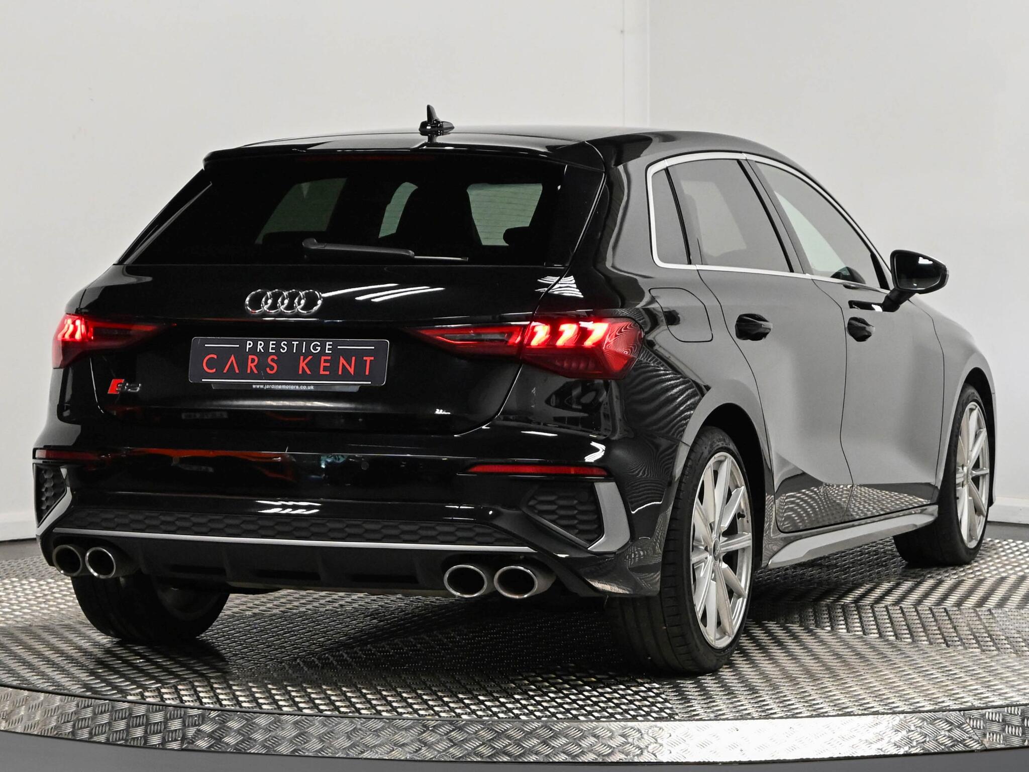 Audi S3 view 9