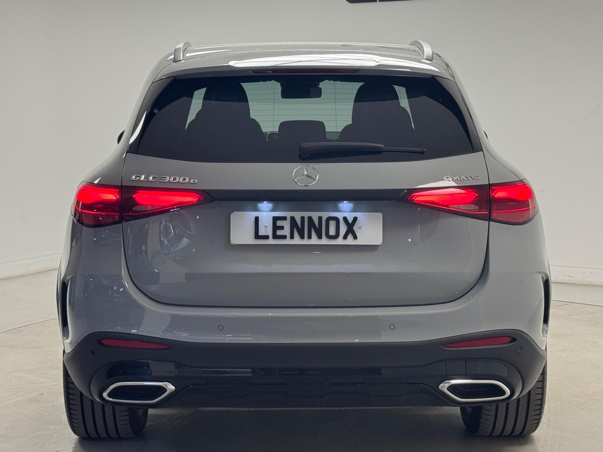 Mercedes-Benz GLC view 5