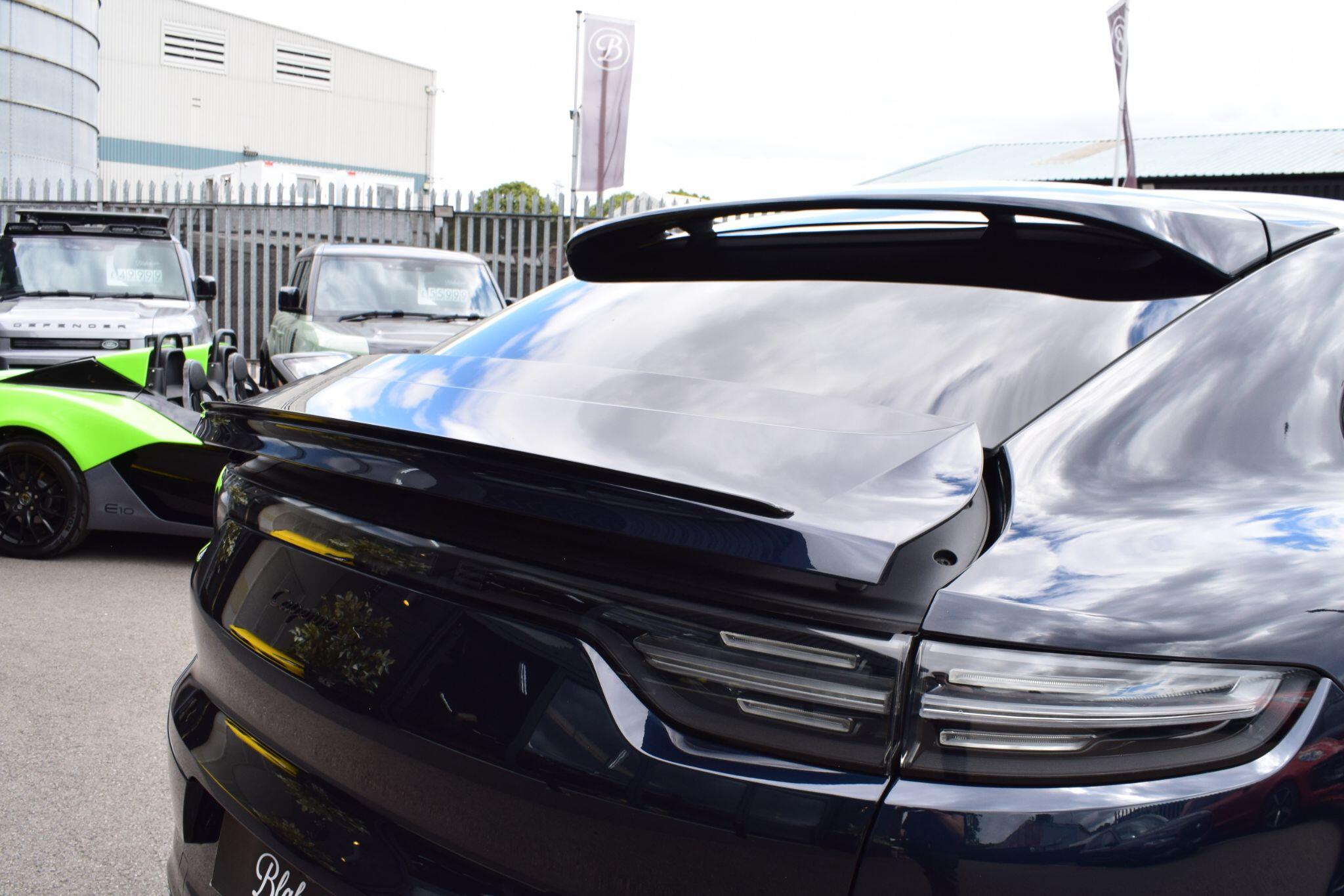 Porsche Cayenne view 44