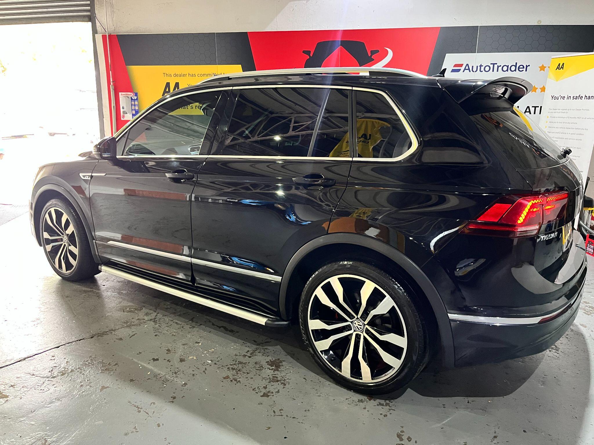 Volkswagen Tiguan view 31