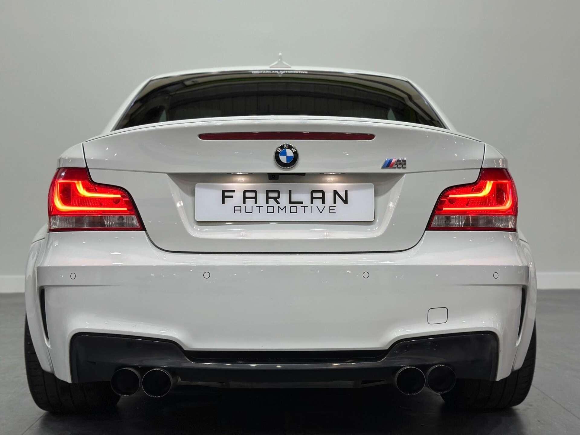 BMW 1 Series view 9