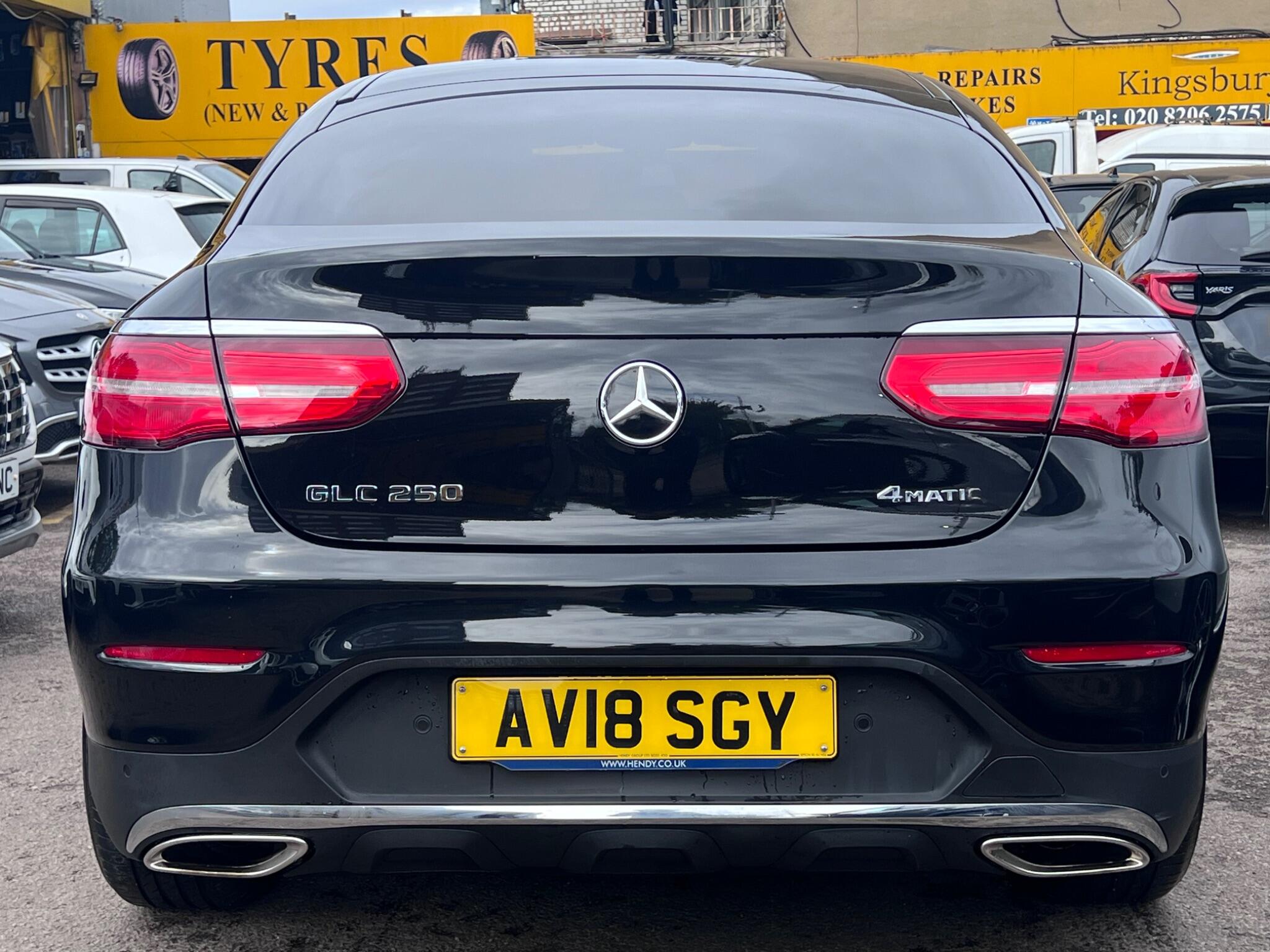 Mercedes-Benz GLC view 12