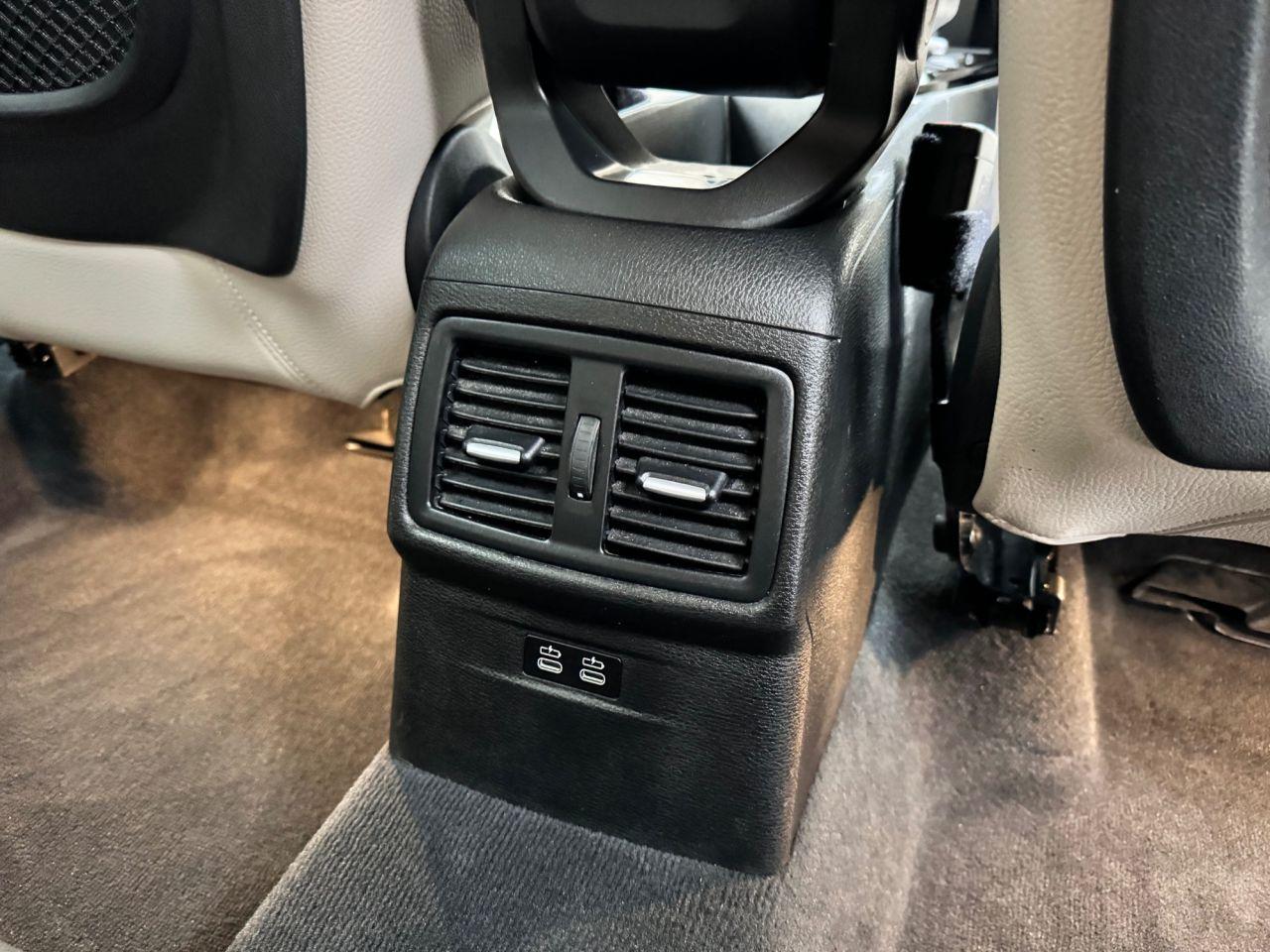 BMW X1 view 20
