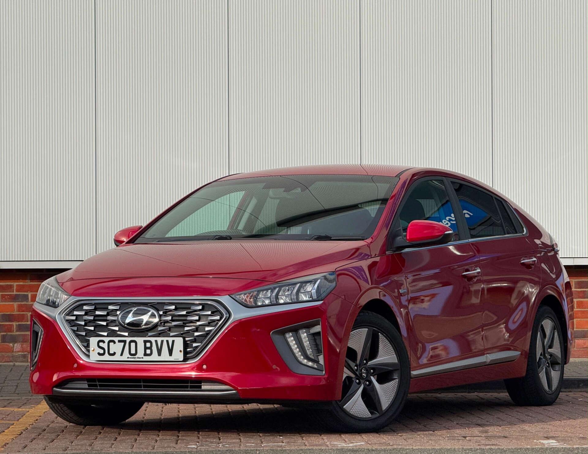Hyundai Ioniq view 3