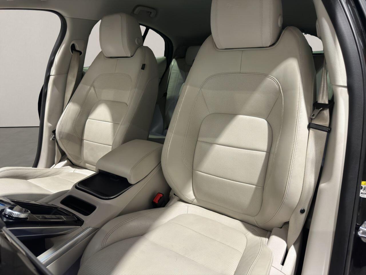 Jaguar I-Pace view 11