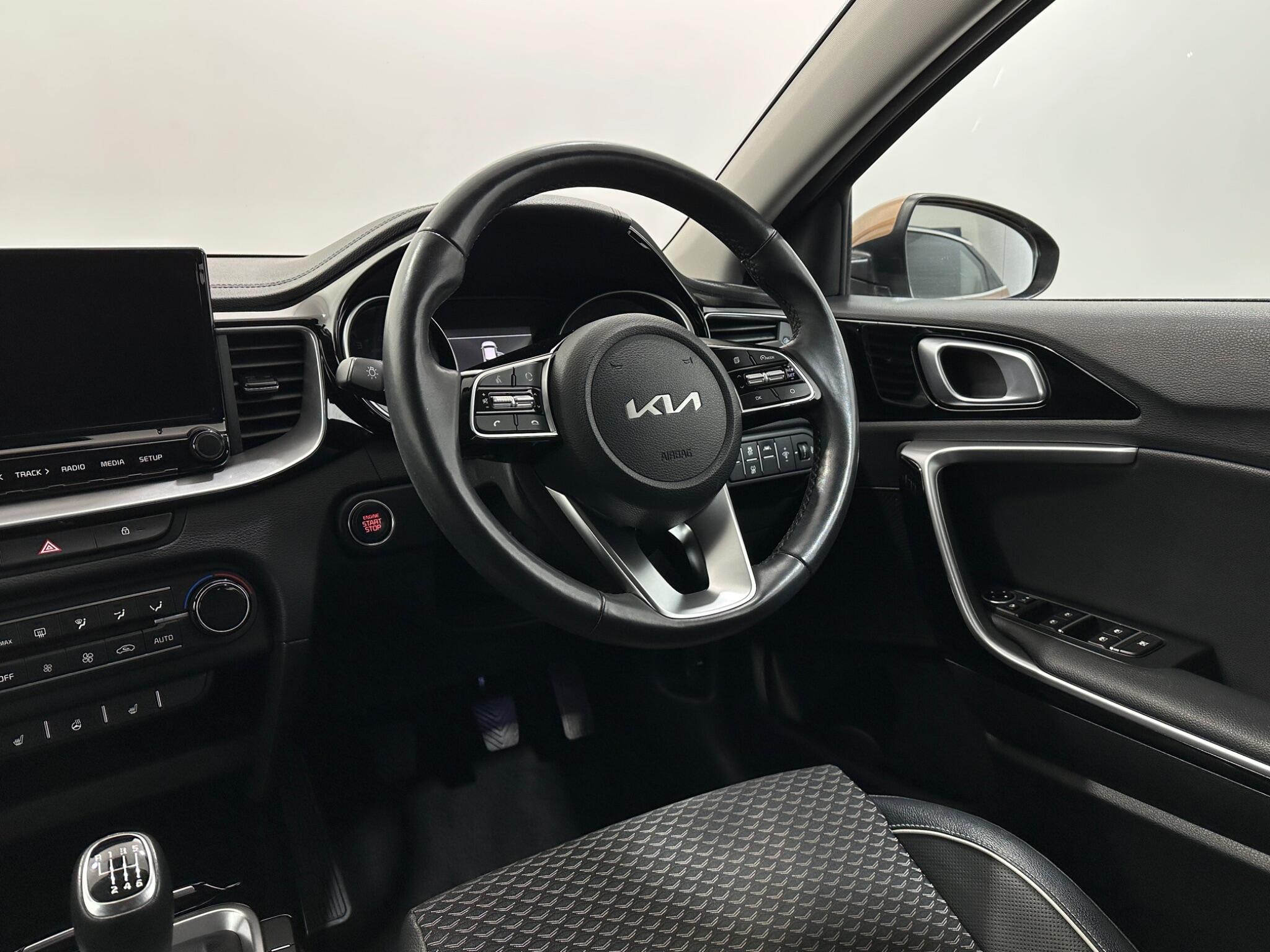 Kia XCeed view 12