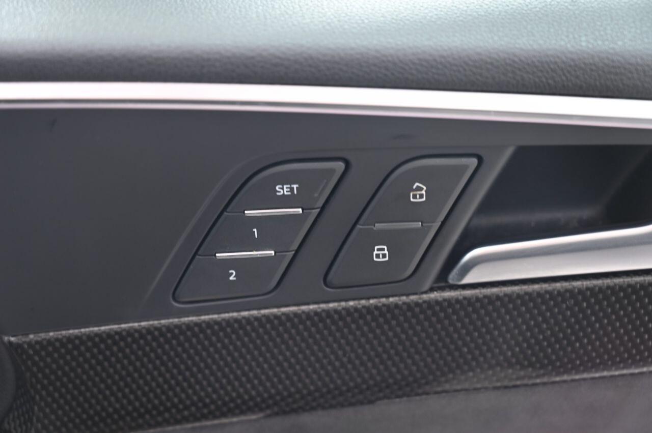 Audi S5 view 38
