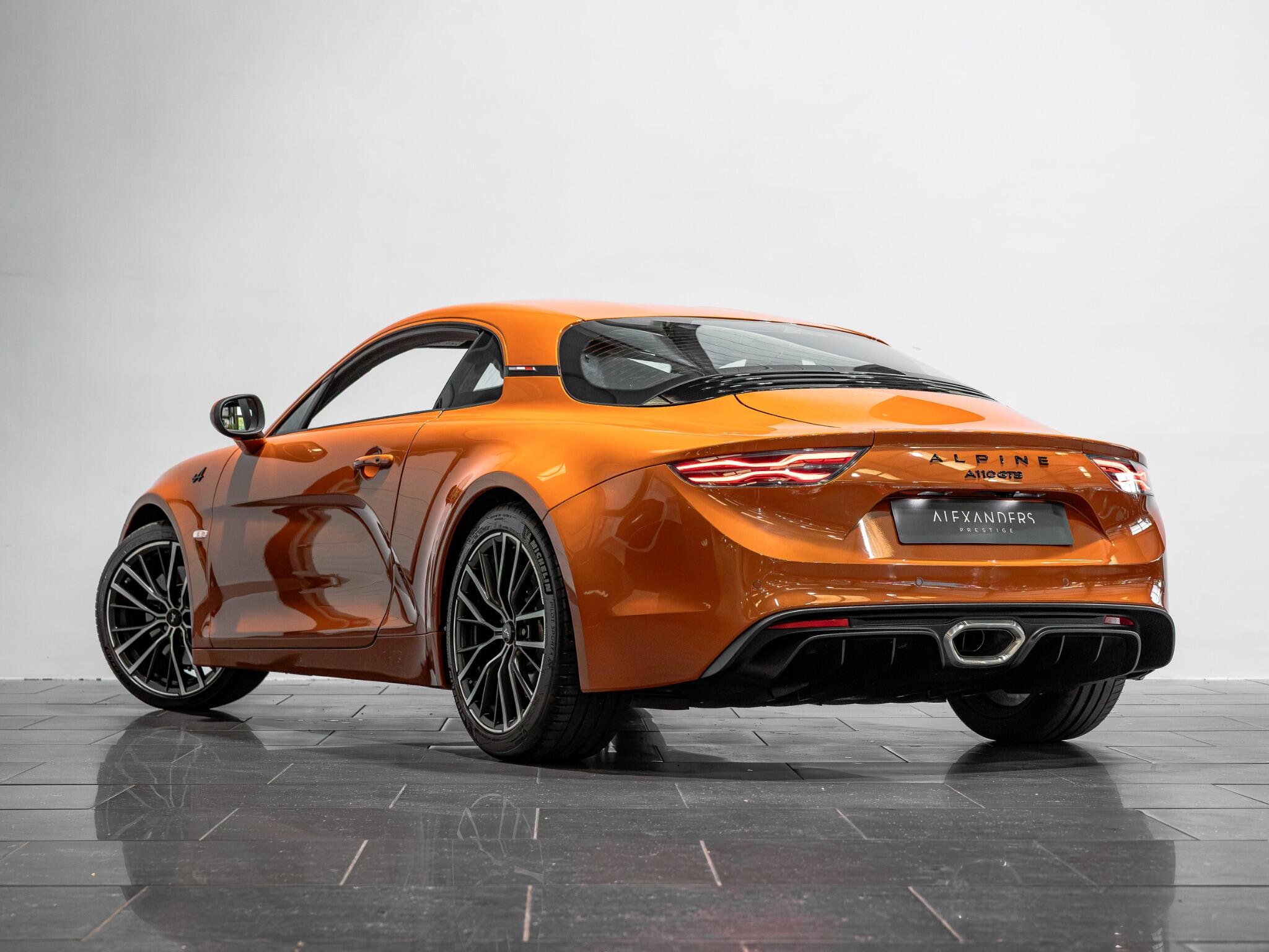 Alpine A110 view 8