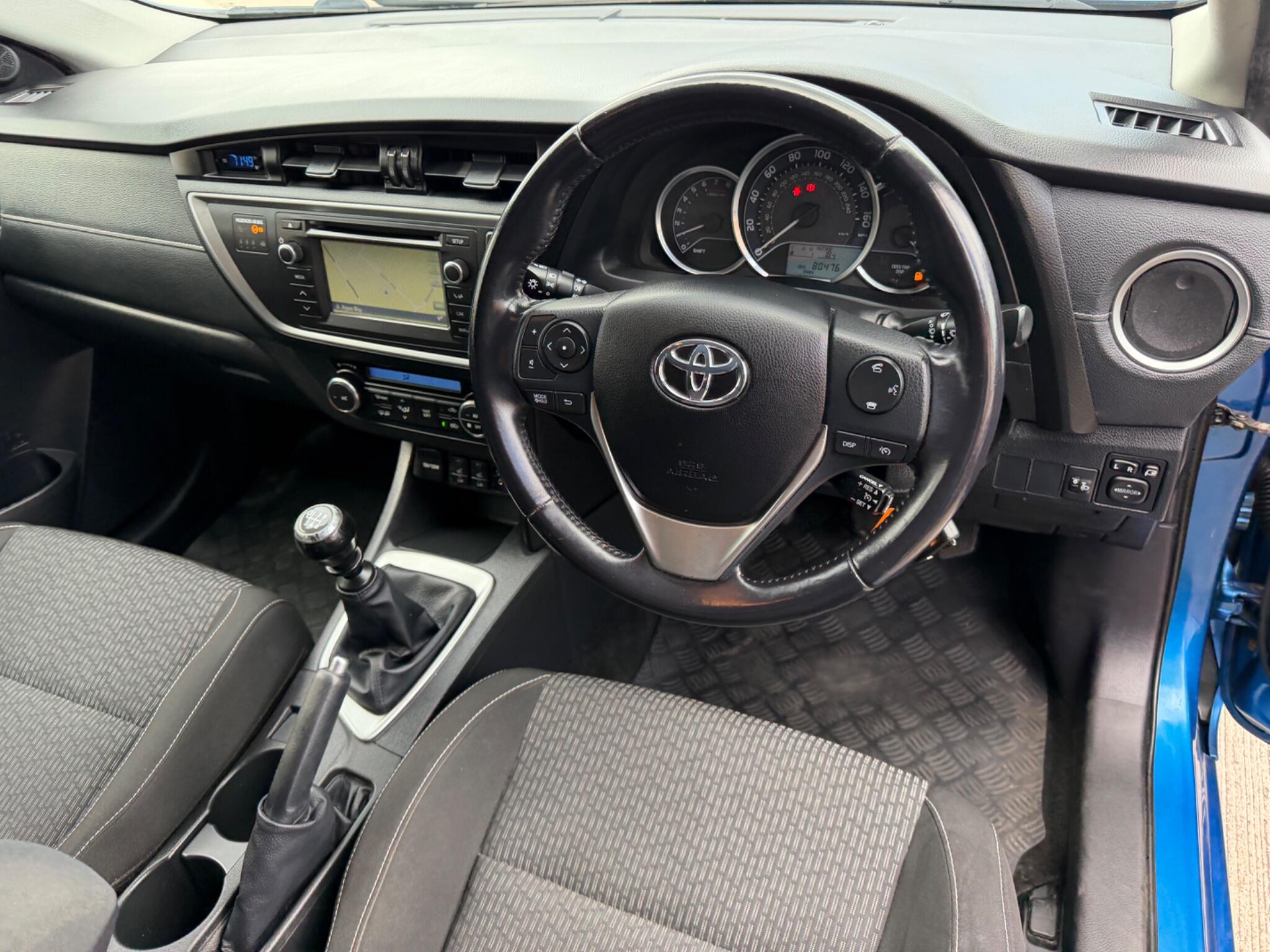 Toyota Auris view 27