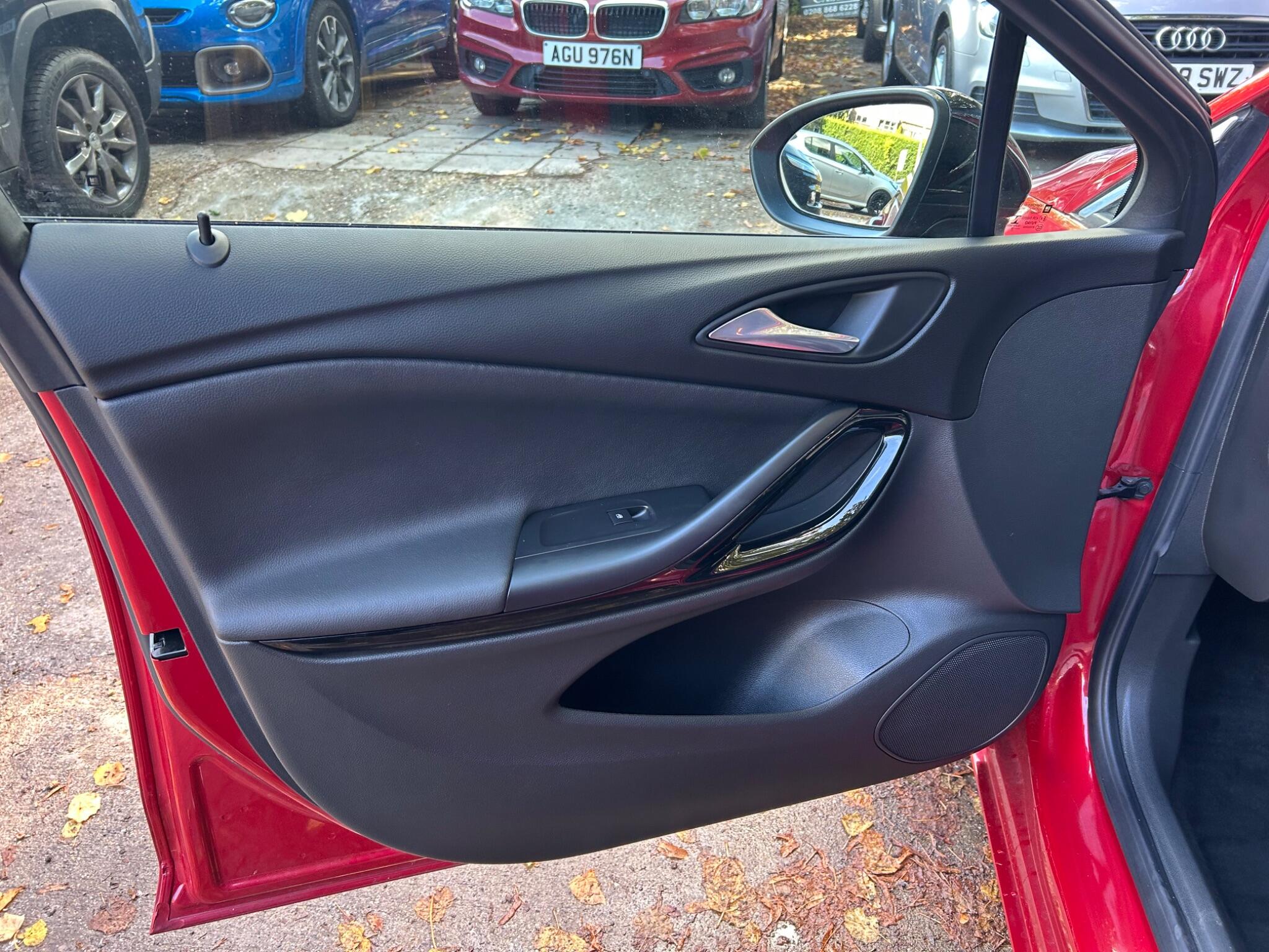 Vauxhall Astra view 35