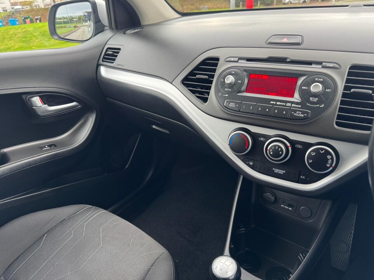 Kia Picanto view 37