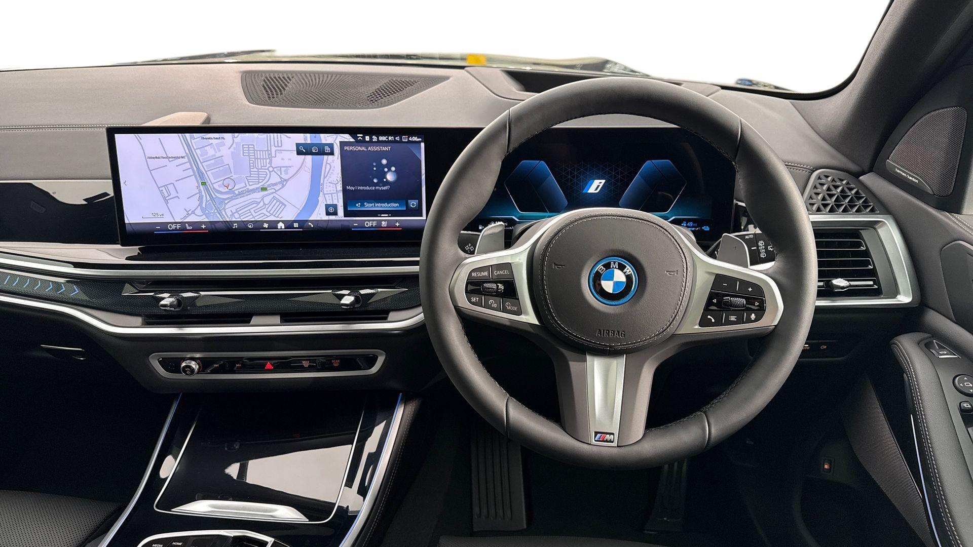 BMW X5 view 5