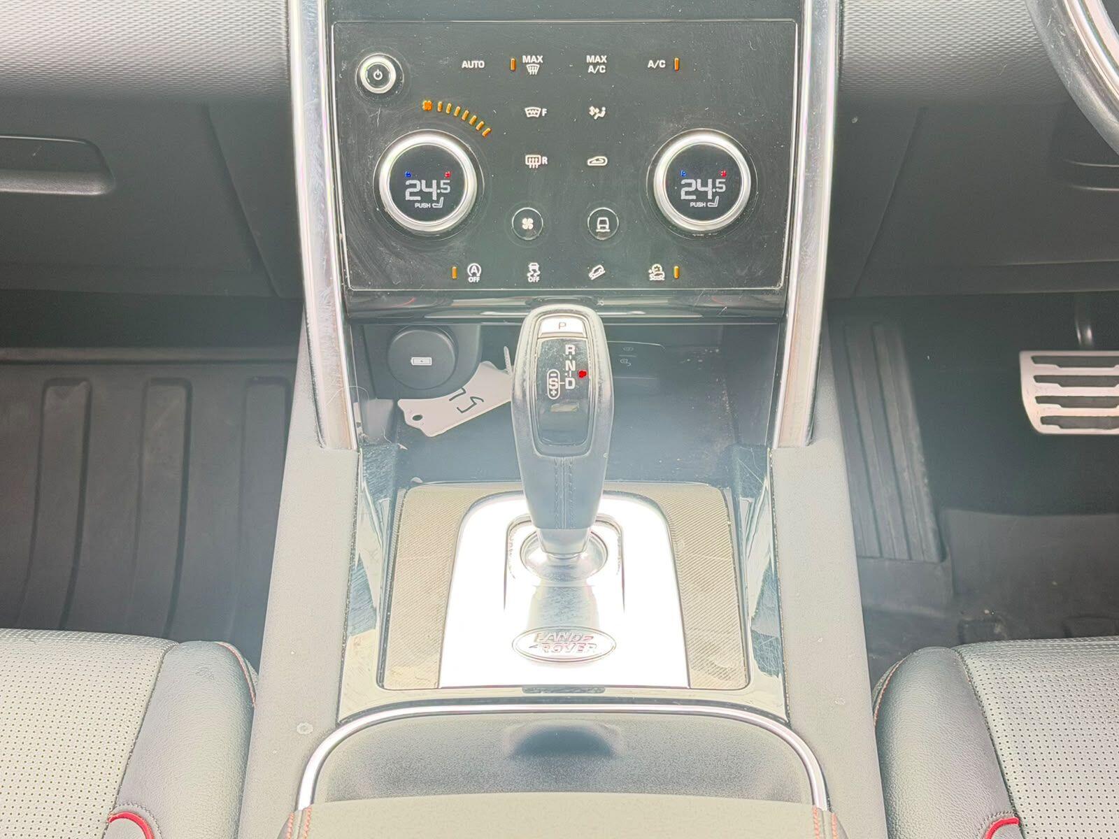 Land Rover Discovery Sport view 21