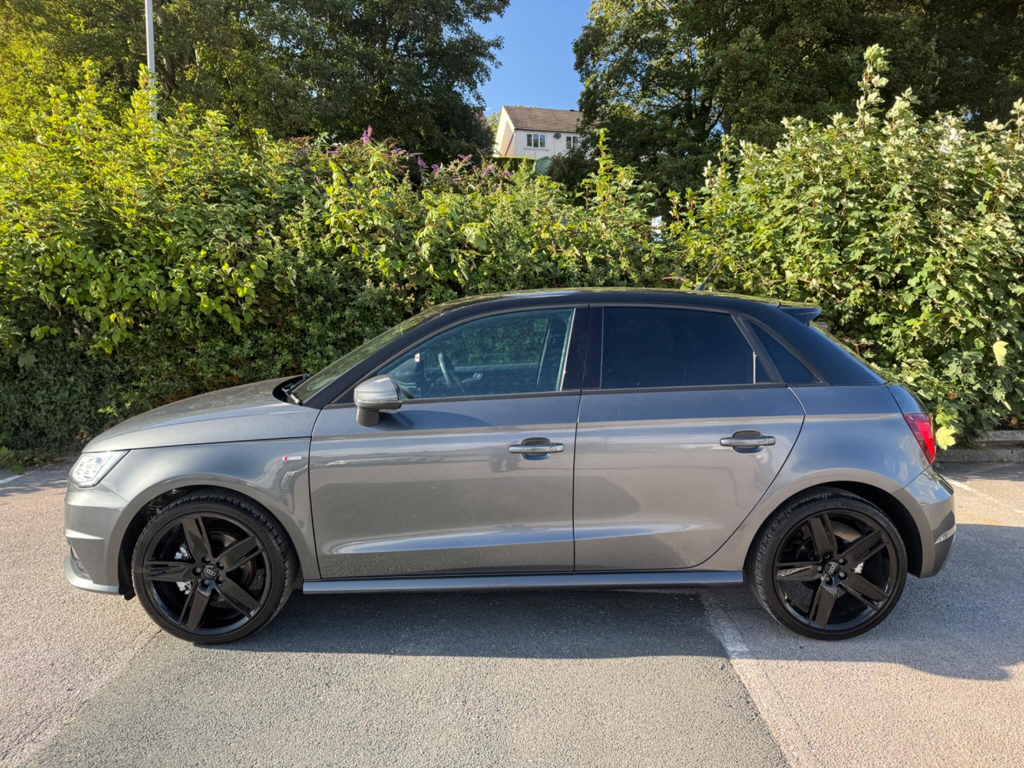 Audi A1 view 5