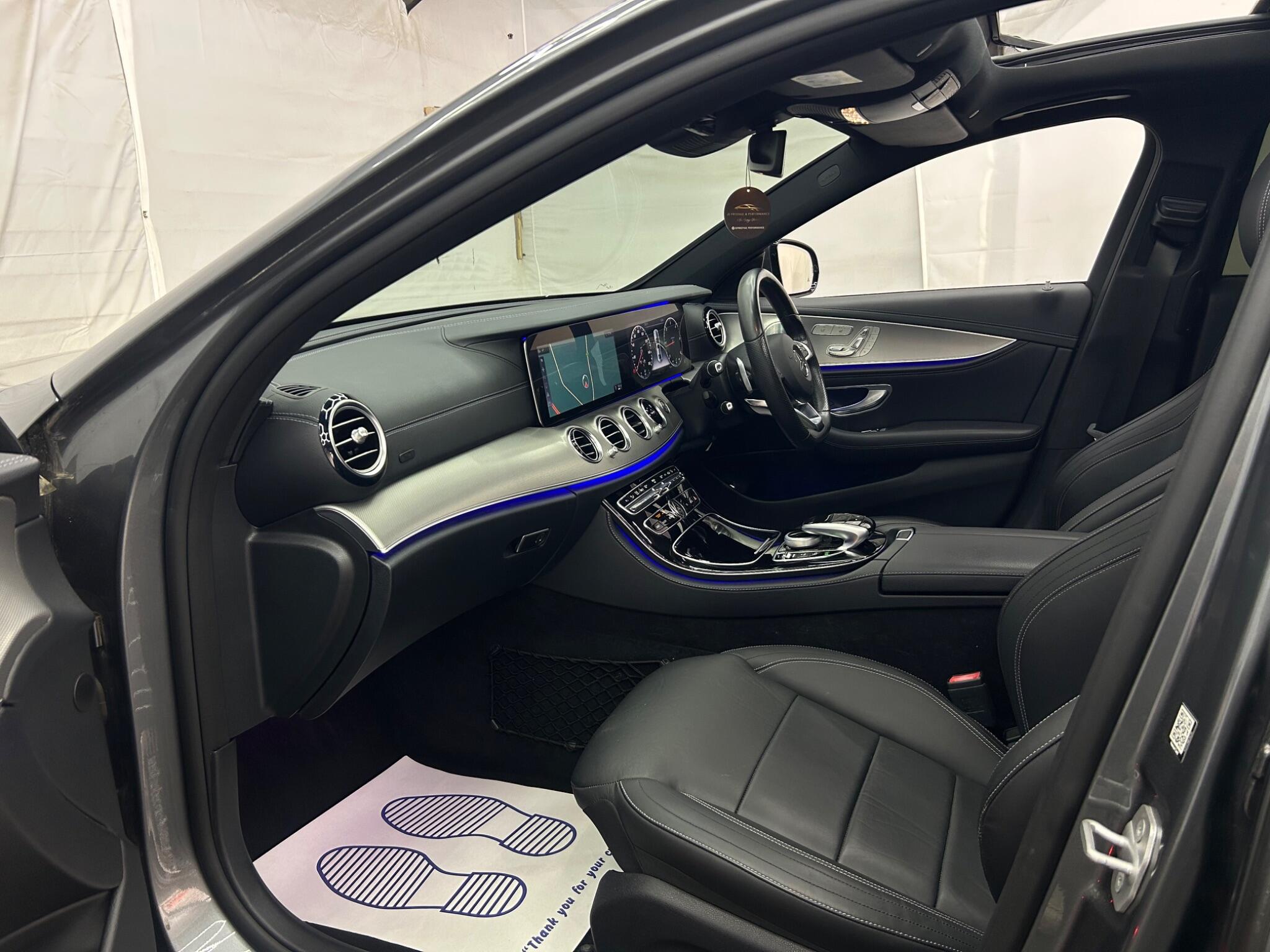 Mercedes-Benz E-Class view 41