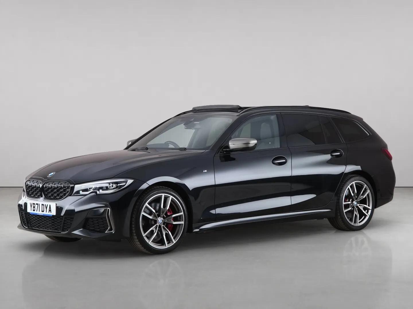 BMW 3 Series view 2